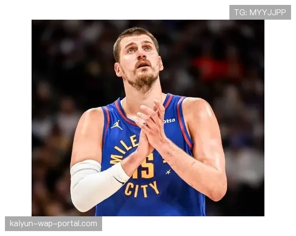 掘金险胜篮网默雷27分 约基奇缺阵仍显阵容韧性 掘金险胜篮网默雷27分 约基奇缺阵仍显阵容韧性