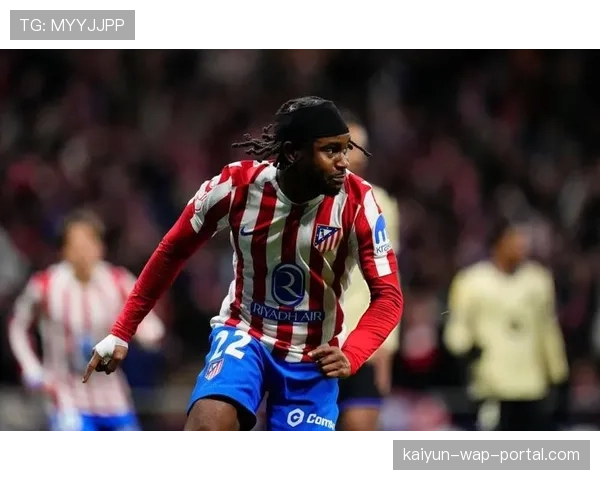 巴萨传球成功率89.44%联赛第一，短传三角成控场基石